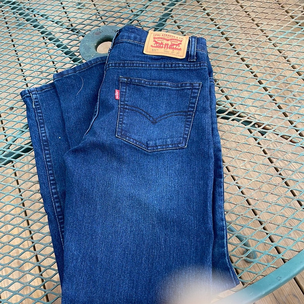 Like new boys Levi’s 511.  Never worn or washed. Size: 14 Reg (27x27)